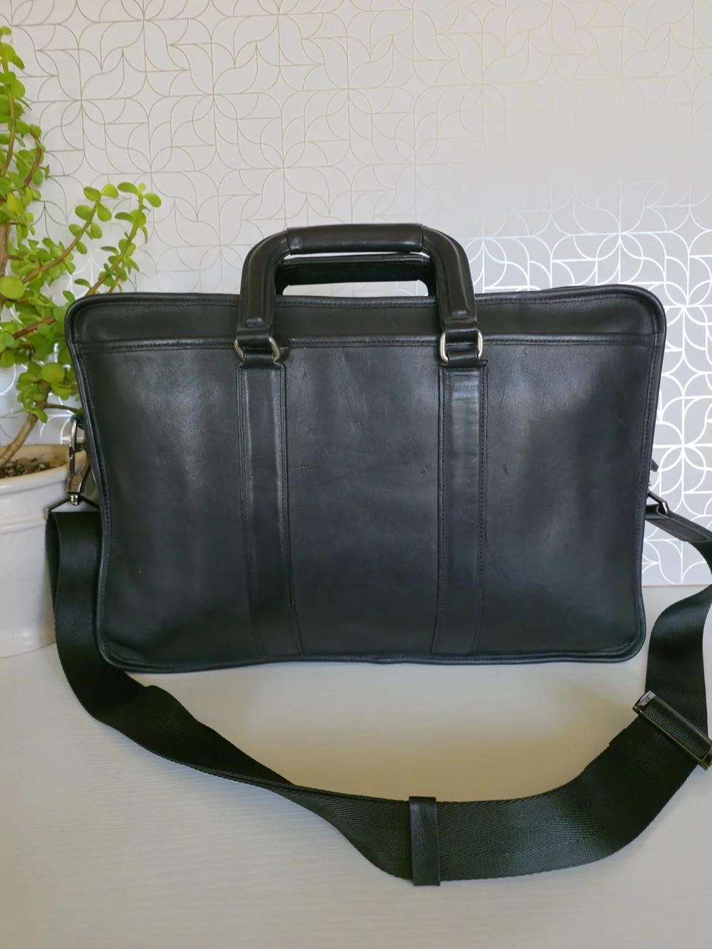 Coach Black Leather Men’s Briefcase with Detachable Strap